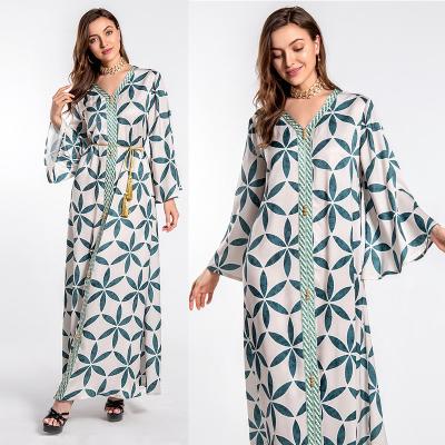 China 2021 Fashion Dubai Middle East Muslim Kaftan Embroidered Islamic Clothing Islam Long Sleeve Dress Modest Casual Moroccan Maxi Dress for sale