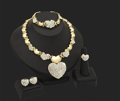 China New Big Heart XO Jewelry Set CLASSIC Hot Sale Wedding High Quality 18K Gold Plated Bridal Pendant Necklace Sets for sale