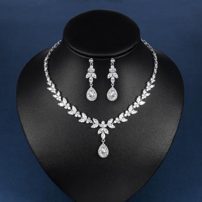 China High Quality Jewelry Set Ear Stud Necklace Set Women Copper Gift Fashion Wedding Accessories Zircon Bridal Jewelry Sets for sale