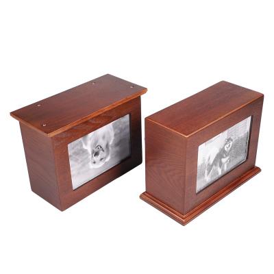 China Viable Direct Handmade Custom Made Woodenbox Gift Wooden Import Pet Photo Oak China Import Cremation Urn Manufacturer for sale