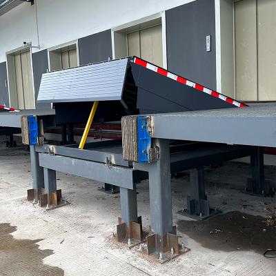 China Steel Hydraulic Dock Leveler Custom Load 6t-20 Tons Hydraulic Loading Dock for sale