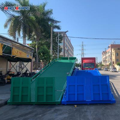 Chine Rampes portables de quai de 10 tonnes Rampes portables de chantier en acier pour chariots élévateurs à vendre