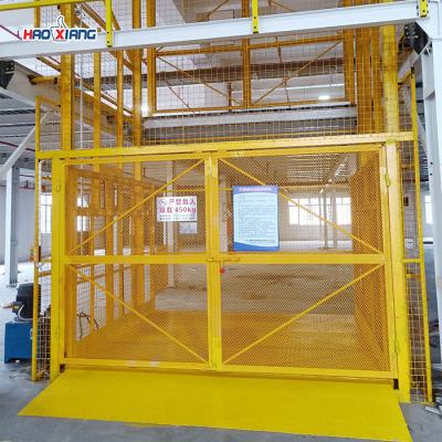 China Customized Hydraulic Cargo Elevator 500kg-20000kg Rated Capacity for sale