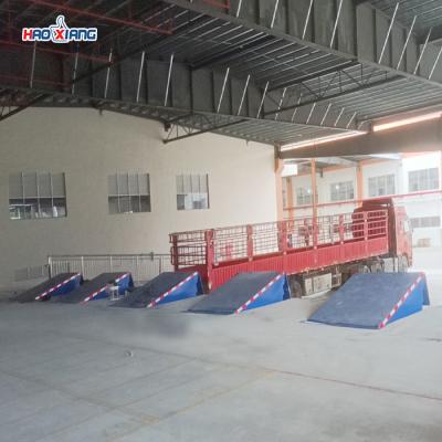 China Fixed Hyd Container Dock Leveler 10000kgs Truck Dock Plate for sale