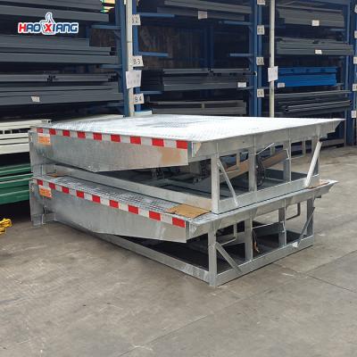 China 380V Warehouse Dock Leveler 8T-20T Systems Loading Dock Equipment Te koop