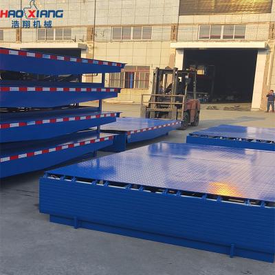 China 1830x2280x495mm Table Dimensions Hydraulic Loading Bridge For Optimal Loading And Unloading Efficiency Te koop