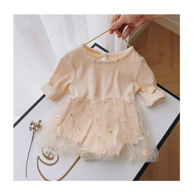 China 100% Cotton Little Daisy Fluffy Dress New Born Baby Clothes Girl Spring and Autumn Home Outfit for sale