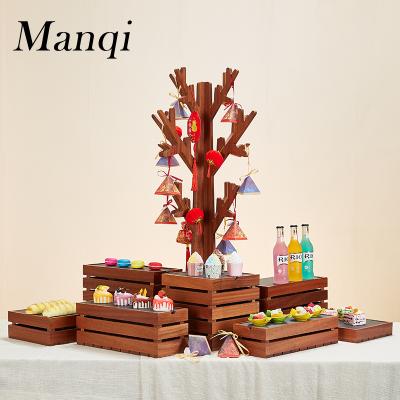 China Chinese Wedding Wares Solid Sapele Retro Wooden Shelves Buffet Cupcake Floor Shape Food Dessert Display Risers Cake Stand Wooden for sale