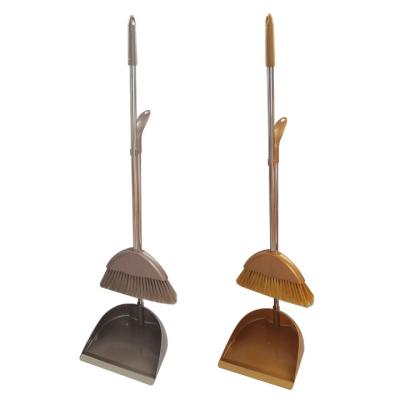 China Eco - Friendly Home Use And Plastic Dustpan Material Household Sweeps Wooden Sticks For Internal Use for sale