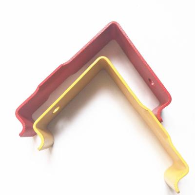 Chine 1.5 mm épaisseur acier au carbone en forme de V zinc plaqué clips de caisse métallique pour emballage en bois à vendre