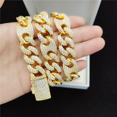 China Wholesale Hiphop Miami Cuban Link Chain Necklace Gold Plated Necklace For Men Gold Cuban Link Chain Hip Hop for sale