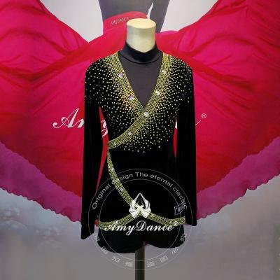 China New High Quality Eco-Friendly/Breathable Men's Competition V Neck Latin Dance Shirts With Crystals Latin Dance Costume for sale