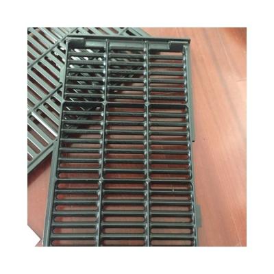 China Farms Factory Supply Pig Farm Equipment Pig House Pig Cast Iron Slat Flooring for sale