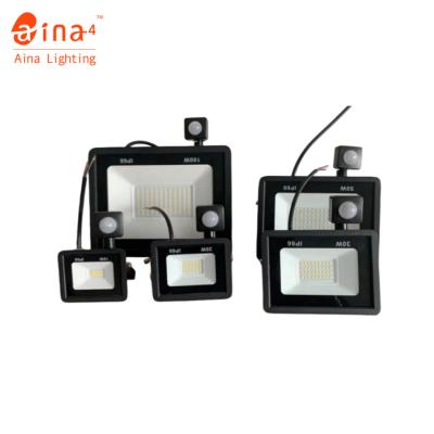 China Sensor de corpo Luz de inundação LED Sensor de inundação de garagem de jardim 10w Luz de inundação à prova d'água exterior à venda