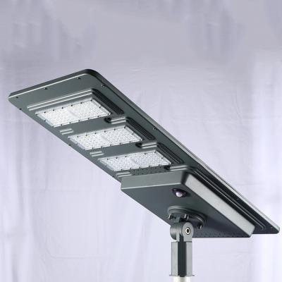 China Plástico todo em uma luz de rua solar SMD do diodo emissor de luz 2835 Chip Outdoor Solar Lights à venda