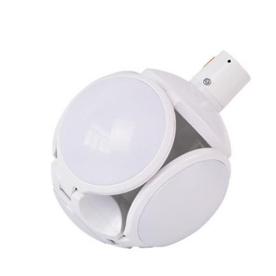 Chine l'urgence basse pliable de 40w E27 B22 a mené l'ampoule rechargeable avec le crochet à vendre