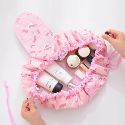 China New Waterproof Easy Used Cosmetic Bag Pretty Luxury Pink Drawstring Polyester Large Capacity Fashion Bag Storage Travel Cosmetic Bag for sale