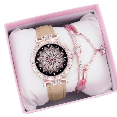 China New Auto Date 2022 Watch Set Women Diamond Watch Starry Luxury Bracelet Watches Casual Leather Quartz Wrist Watch Ladies Band Female Clock for sale