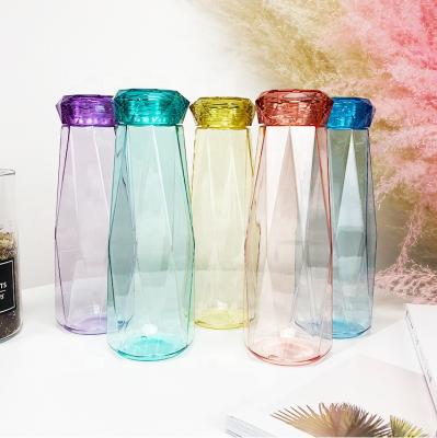 China 2021 Viable Outdoor Bottles New Color Cartoon Diamond Glass Bottles Creative Simple Portable Leakproof Bottles for sale