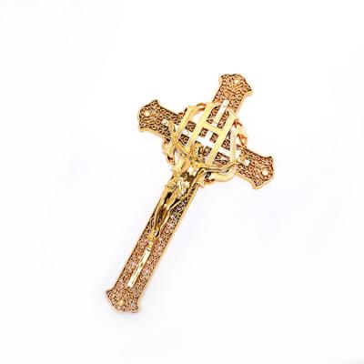 China New 2021 European style high quality and low price gold hollow cross coffin decoration funeral accessories supplies for sale