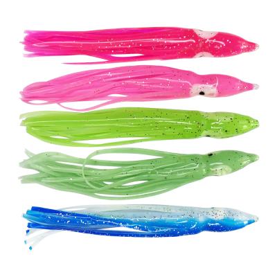 China Hot Sale 3.5g 10cm Saltwater Live Action Swimming Soft Fishing Lures Octopus Squid Skirt Lure Bait for sale