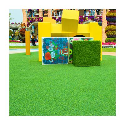 China New Indoor and Outdoor Decoration Linwoo Garden Landscaping Thick Fake Artificial Grass Turf Grass for Kindergarten for sale