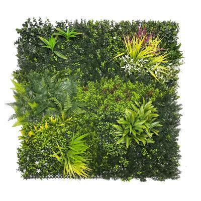 China Indoor and Outdoor Decoration Linwoo Artificial Wall Plants Green Grass Vertical Wall Panel Garden Artificial Grass Wall with Flowers for sale