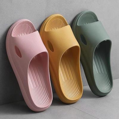 China Fashion Trend Comfortable Women's Slippers Women's EVA Slippers Lady Wholesale Flat Yeezy Sandals for sale