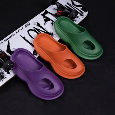 China Other New Fashion Trend Men's Clogs And Mules Flat Outdoor Comfortable EVA Clog Slippers for sale