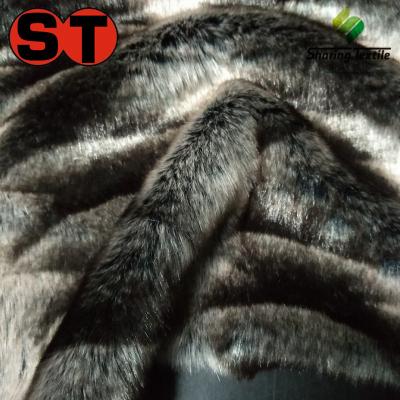 China Garment Free Sample Long Pile Faux Fur Fabric/Long Pile Cuff Fur Fabric/Long Pile Faux Fur Fabric for sale