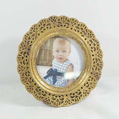 China Chic Antique Silver Ornate Custom Lace Photo Picture Frame Environment Friendly for sale