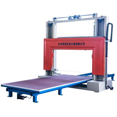 China Cortadora horizontal de la espuma del CNC de la alta precisión del cortador del contorno de la espuma de EVA en venta