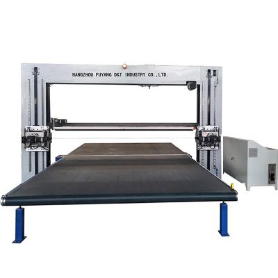 China Máquina de corte horizontal e vertical automática da espuma do plutônio da lâmina à venda