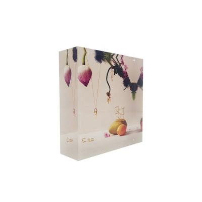 China Handmade custom solid acrylic block perspex paperweight block shop display logo block for sale