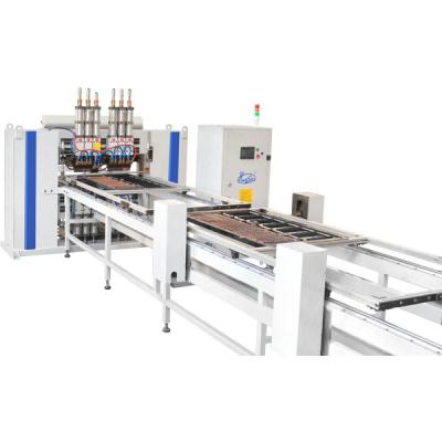 Chine Hwashi machine de soudage automatique multi-point réfrigérant condensateur de treillis métallique en treillis métallique en acier à faible teneur en carbone à vendre