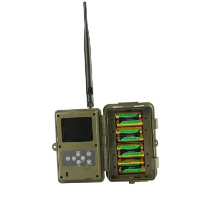 China Best Trail 4G Mobile Phone Waterproof Wireless Top Cellular Camera Game Deer Camera With Remote Control for sale