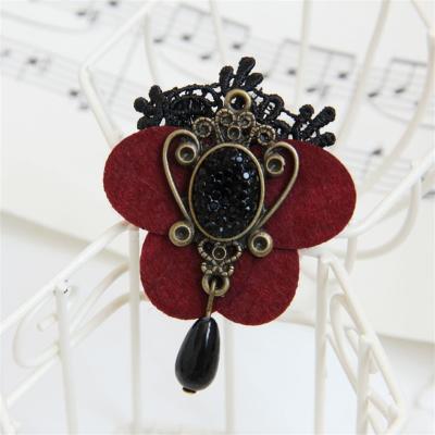 China ALLOY Handmade Vintage Bodice Small Size Women Buckle Retro Women Accessories Party Pin Brooch Jewelry for sale