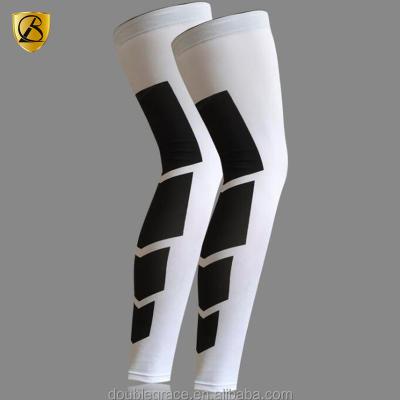 China Compression Draft Compression Leg Sleeves, Sports Soccer Basketball Basketball Stretch Leg Knee Sleeve Long for sale