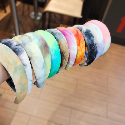 China Fashion New Style Velvet Flat Headband Fashion Sponge Dye Knotting Color Printing Headbands for sale