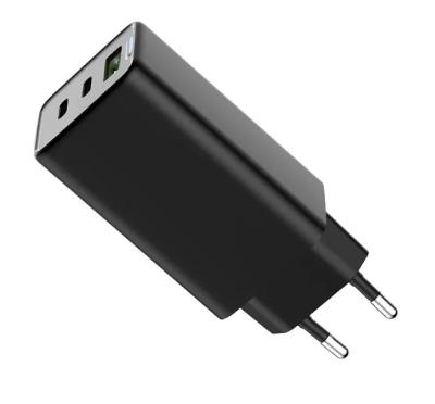 Chine Adaptateur GaN USB universel à 3 ports 65W PD QC3.0 US UE Chargeur à recharge rapide à vendre