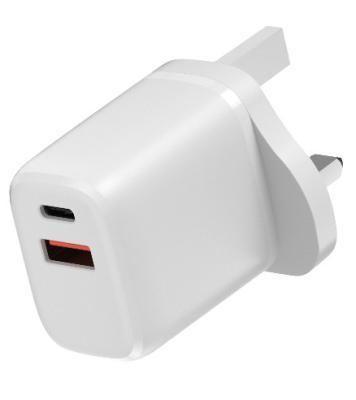 China Carregador do Reino Unido 30W 35W GaN Carregador USB 1 porta Carregador de parede Tipo C Carregador de telefone celular Carregador rápido à venda