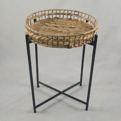 China Sustainable Foldable Woven Water Hyacinth Round Side Table for sale