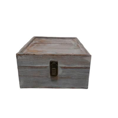 China Recycled Materials Series Antique Cigarette Box Display Boxstorage Natural Wooden Box for sale