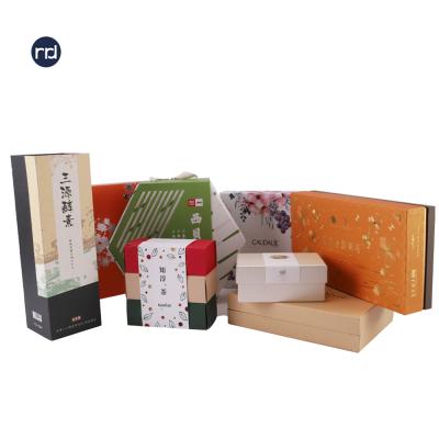 China Recycled Materials Design RR Donnelley Custom Elegant Kraft Creative Food Box for sale