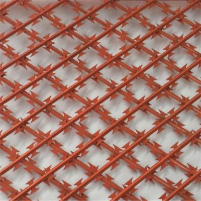 China Prison Security Fence Razor Barbed Wire Price Per Roll / Galvanized Barbed Wire Farm Fence for sale