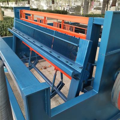 China Building Material Stores Full Automatic Crimped Wire Mesh Weaving Machine Factory for sale