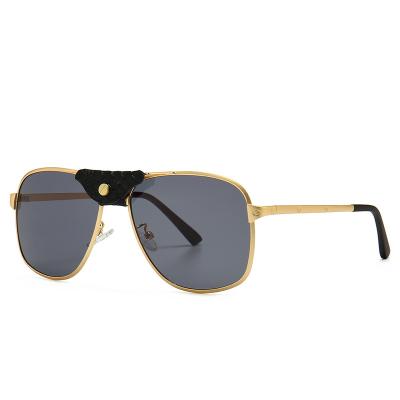 China New Arrival Vintage Retro Filigree Sun Glasses Fashion Sun Glasses Oversized Women Men Sunglasses Square One-Piece Frame for sale