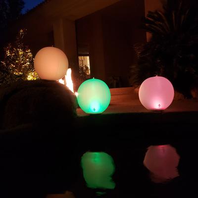 China Solar Floating Garden Pool Lights Powered Color Changing 14 Inch Balls Float or Hang in Pool Garden for sale