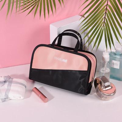 China Fashion Sell Well New Type Custom Cosmetic Bag Cosmetic Bag Makeup Bag for sale