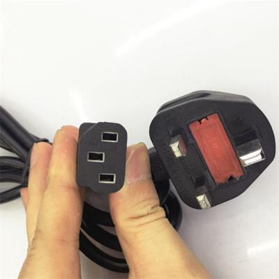 China UK Standard Computer and Laptop Extension Power Cord 1.5M Indoor 3 Pin Plug Copper UK to IEC C7 c13 C5 for sale